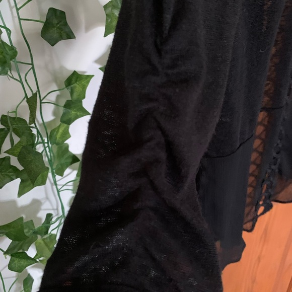 Black light sweater - Picture 4 of 5